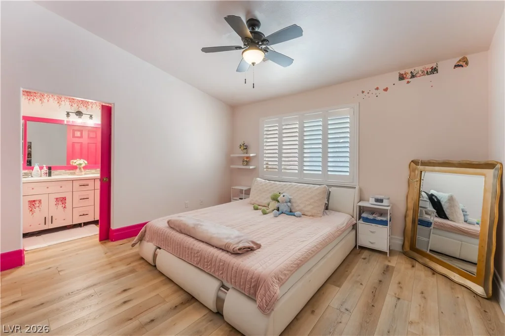 1929 Grand Prairie, North Las Vegas, NV 89032
