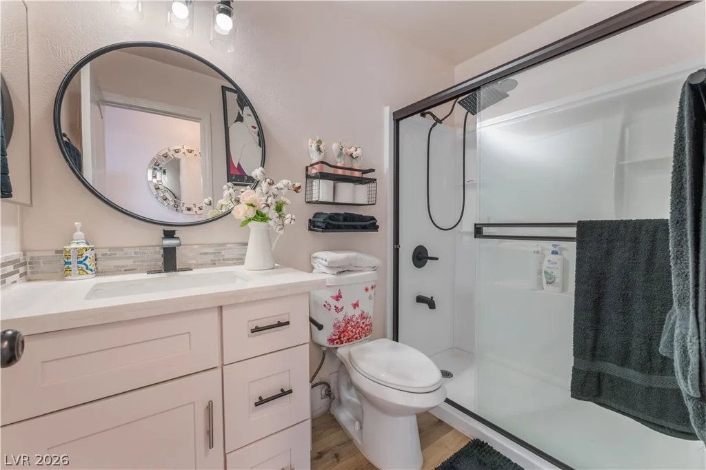 1929 Grand Prairie, North Las Vegas, NV 89032
