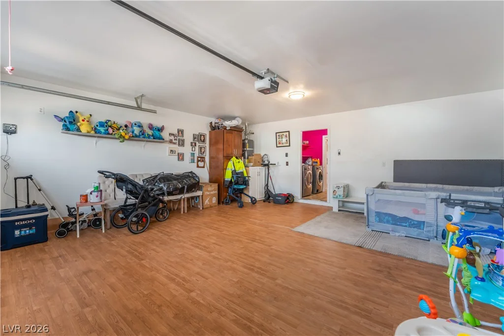 1929 Grand Prairie, North Las Vegas, NV 89032