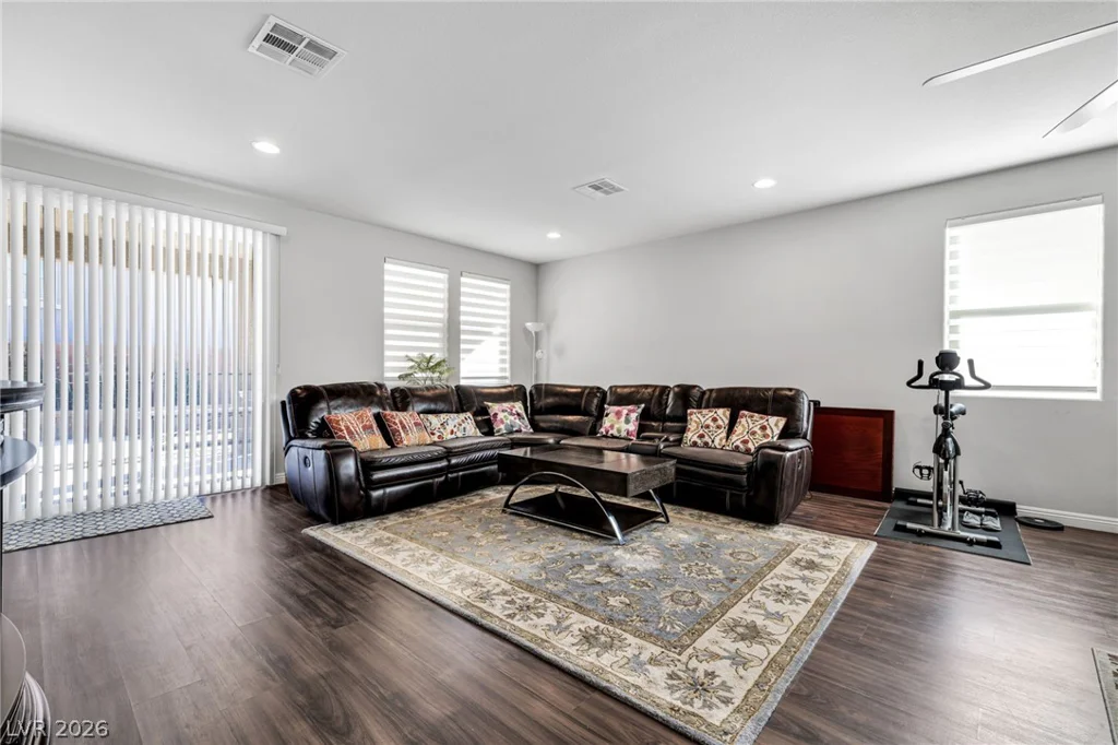 766 Topocoba, Las Vegas, NV 89178
