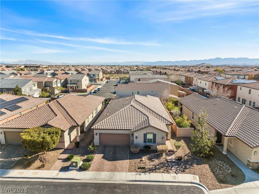 766 Topocoba, Las Vegas, NV 89178