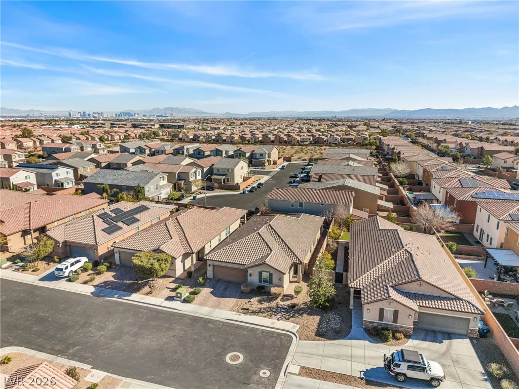 766 Topocoba, Las Vegas, NV 89178