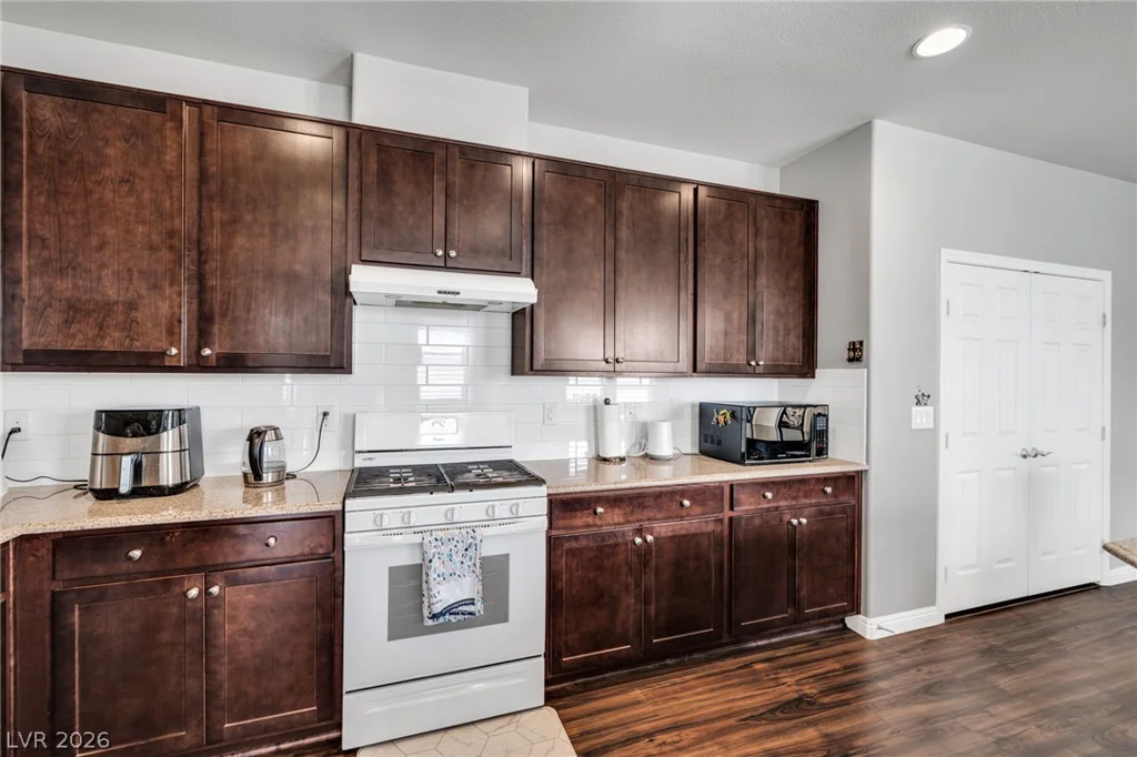 766 Topocoba, Las Vegas, NV 89178