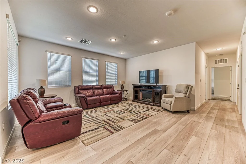 2555 Hampton, Henderson, NV 89052