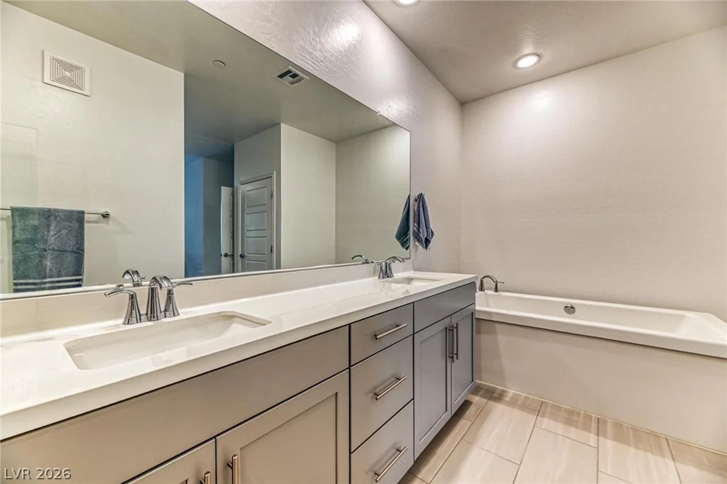 2555 Hampton, Henderson, NV 89052