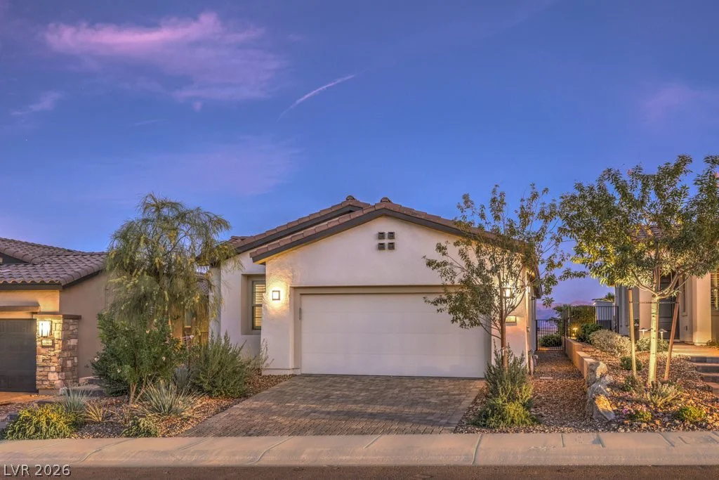 70 Lake Bluff, Henderson, NV 89011