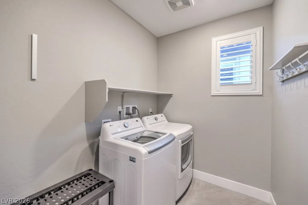 70 Lake Bluff, Henderson, NV 89011