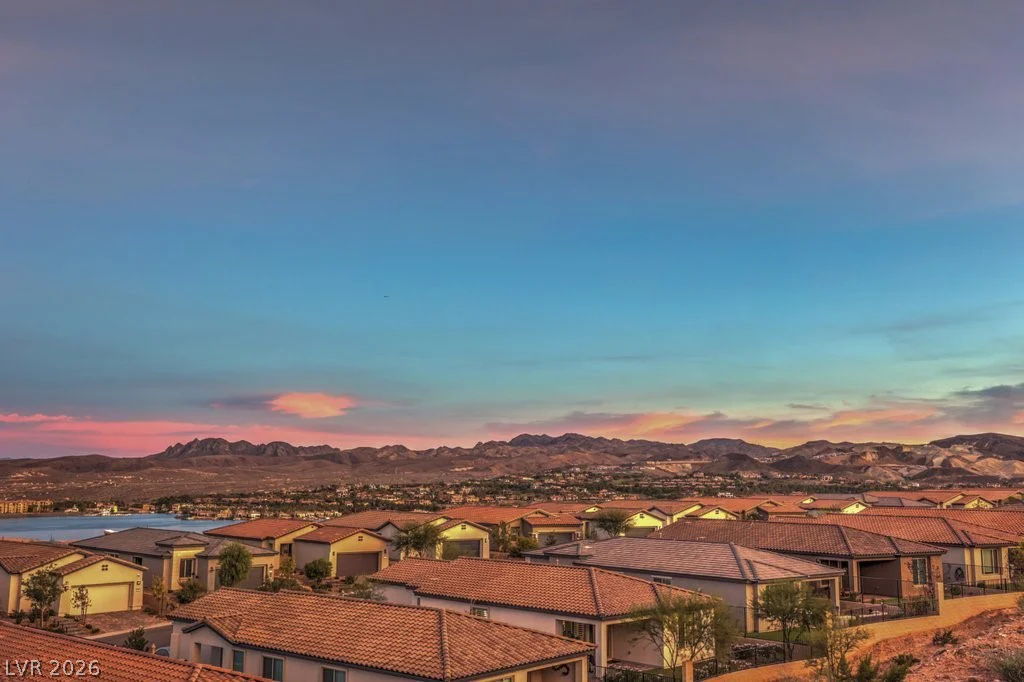 70 Lake Bluff, Henderson, NV 89011