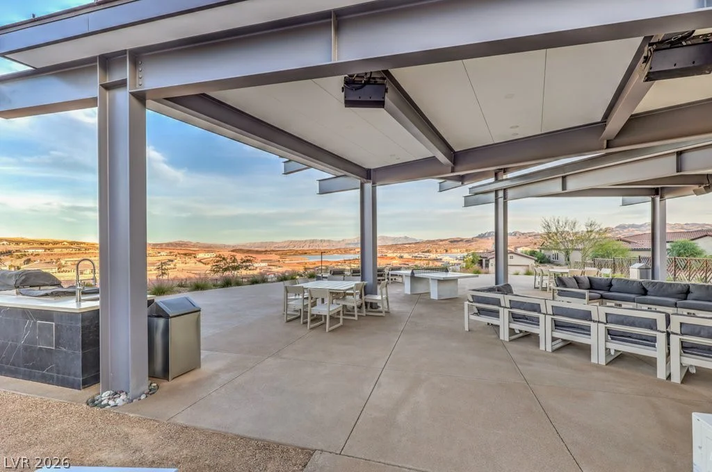 70 Lake Bluff, Henderson, NV 89011