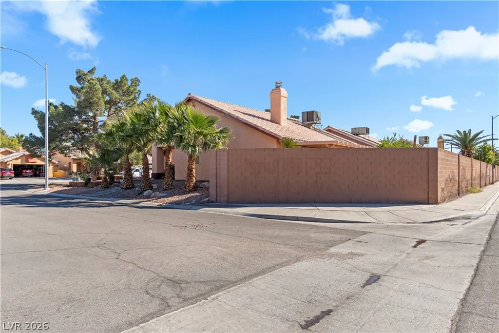 1145 Red Iron, Las Vegas, NV 89110