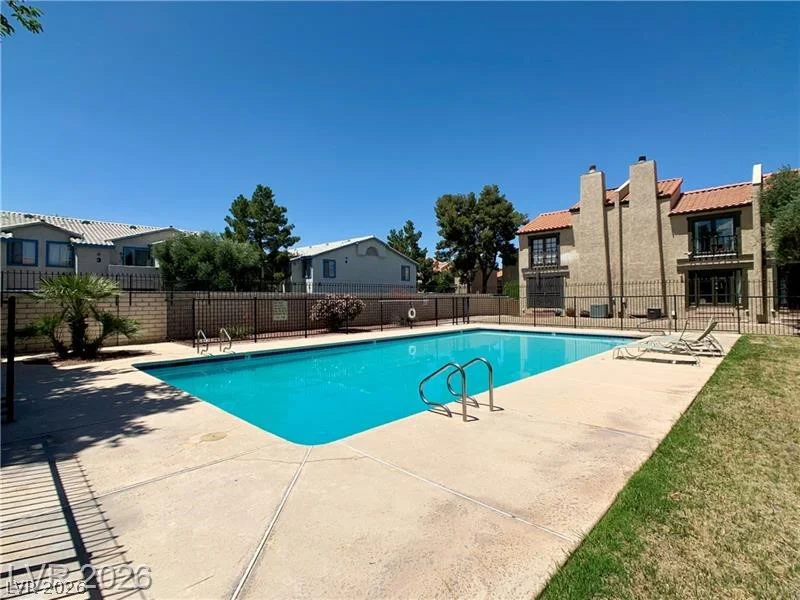 2857 Calle Del Oro, Las Vegas, NV 89120