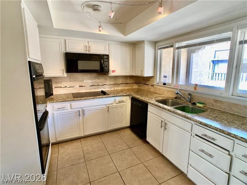 2857 Calle Del Oro, Las Vegas, NV 89120