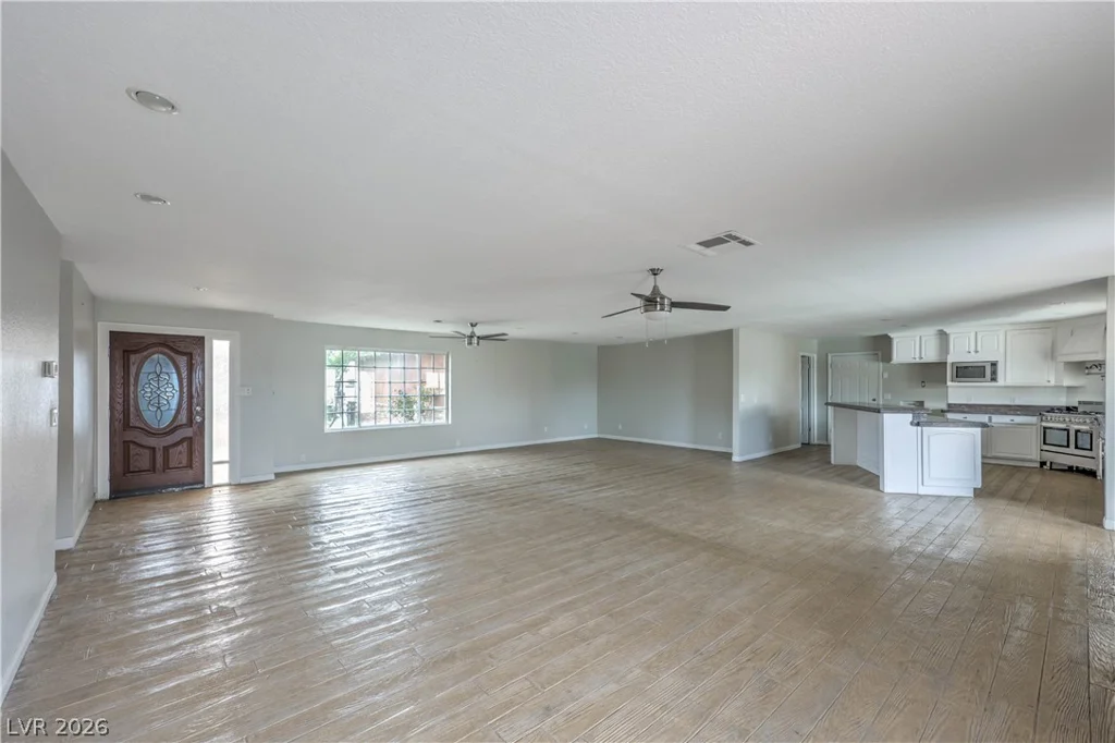 5610 Eldora, Las Vegas, NV 89146