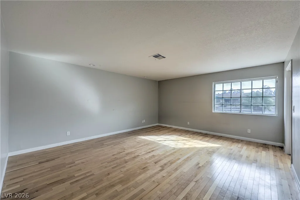 5610 Eldora, Las Vegas, NV 89146