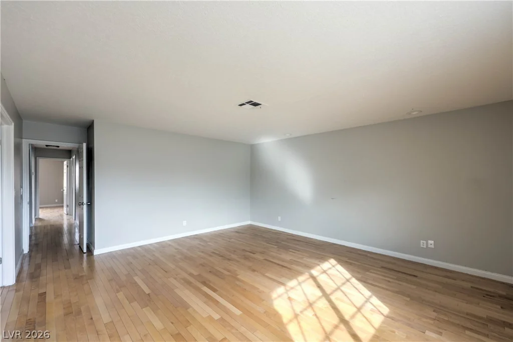 5610 Eldora, Las Vegas, NV 89146