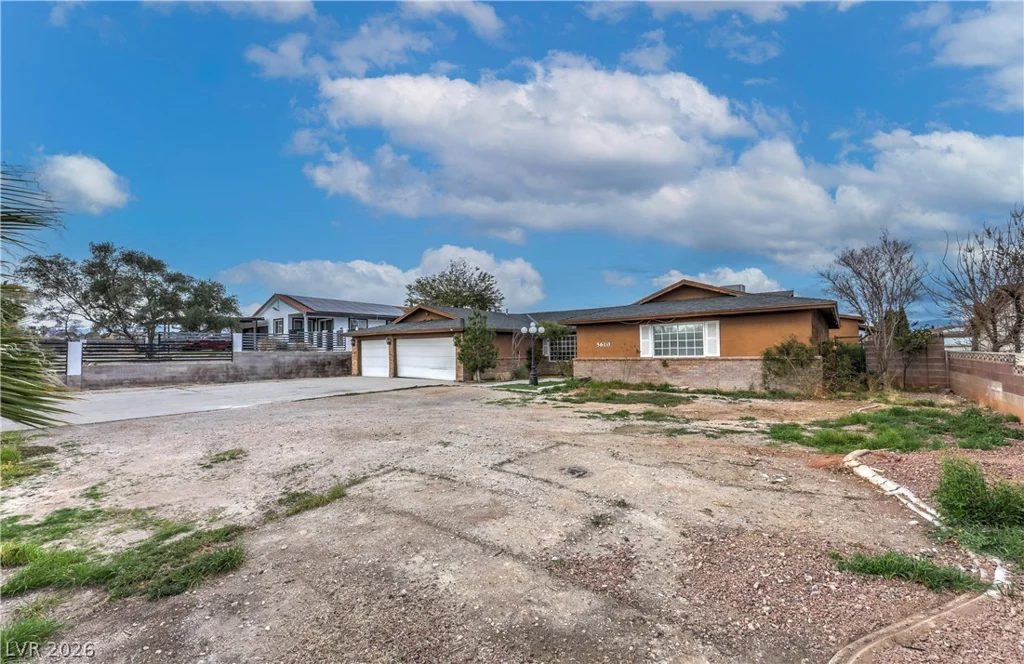 5610 Eldora, Las Vegas, NV 89146