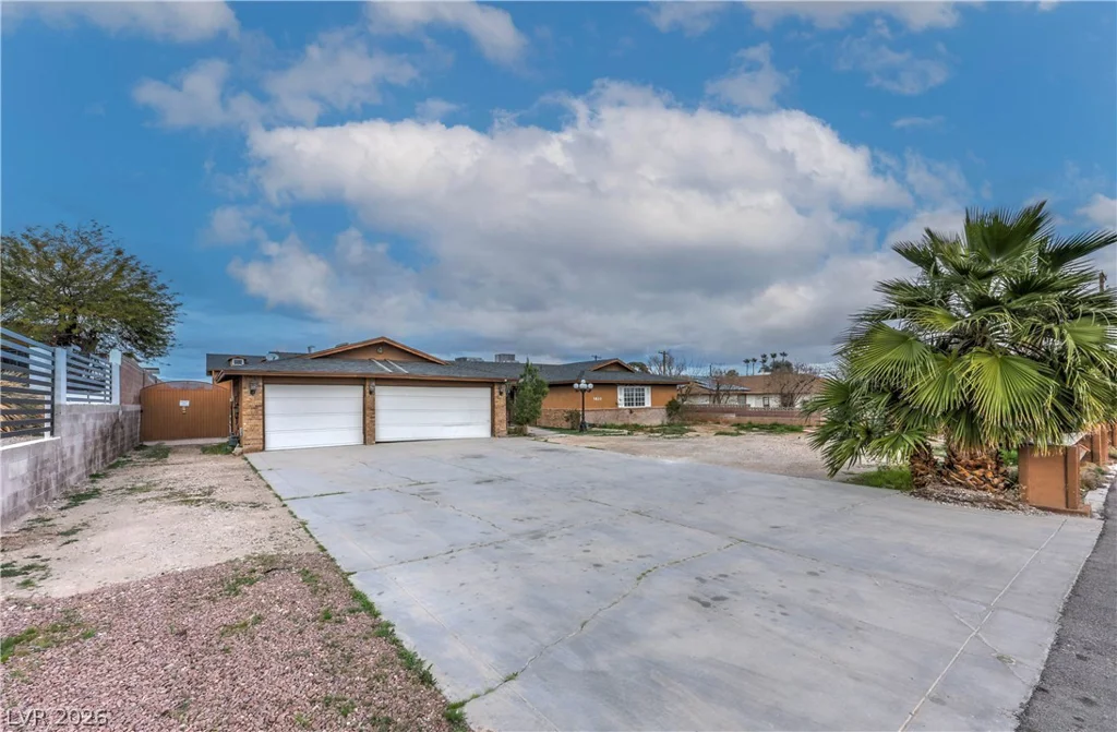 5610 Eldora, Las Vegas, NV 89146