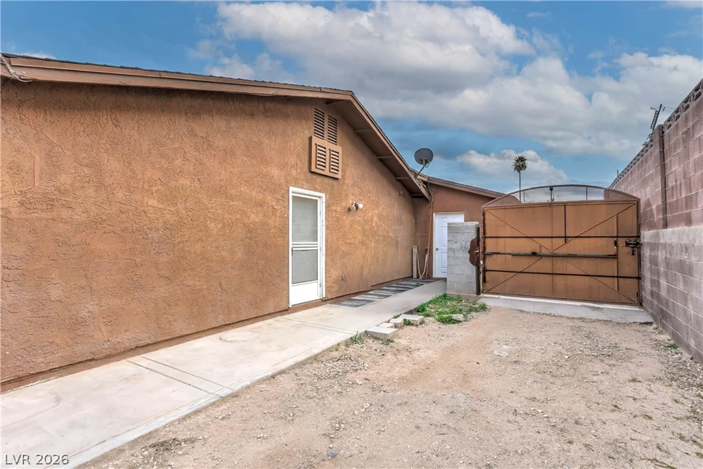 5610 Eldora, Las Vegas, NV 89146