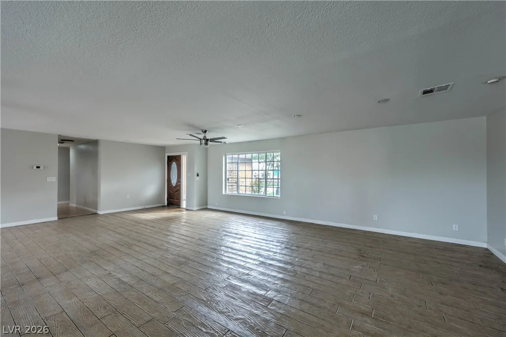 5610 Eldora, Las Vegas, NV 89146