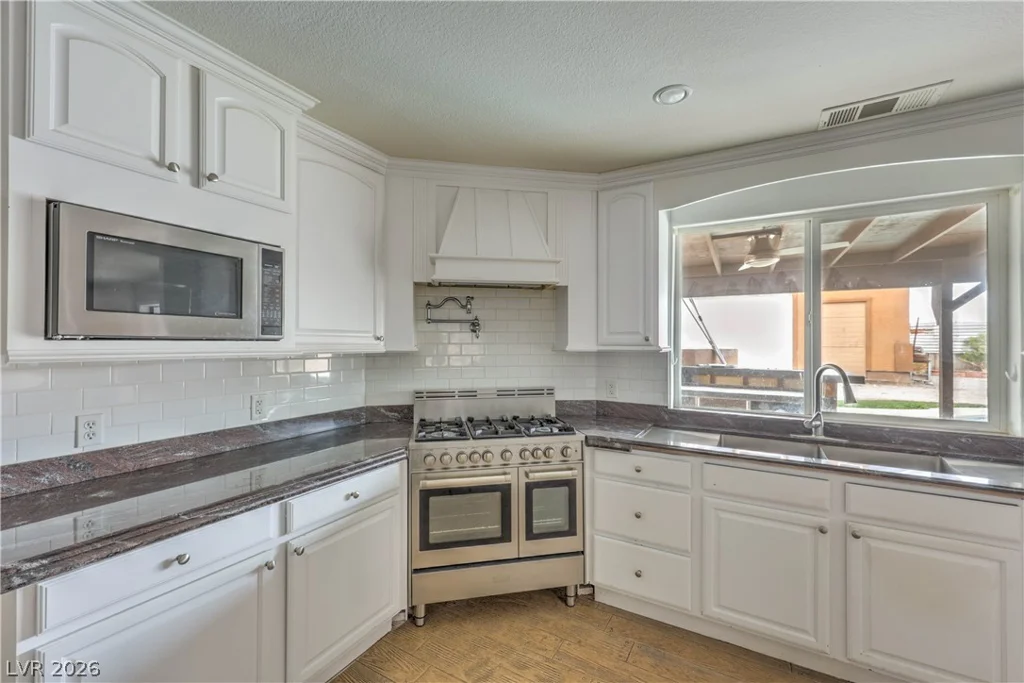 5610 Eldora, Las Vegas, NV 89146