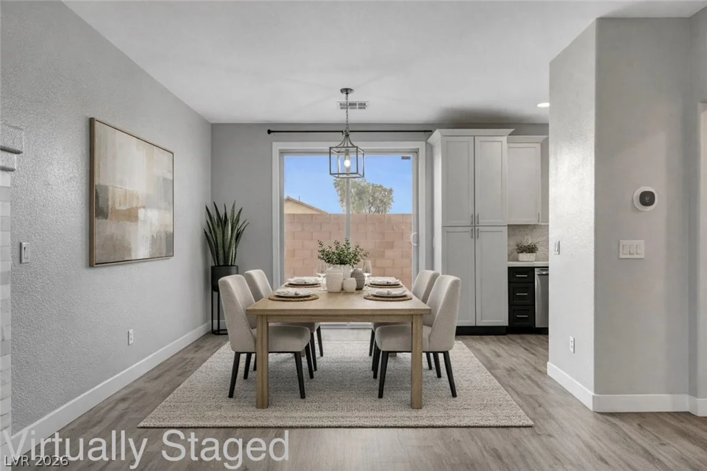 6732 Fort Benton, Las Vegas, NV 89122
