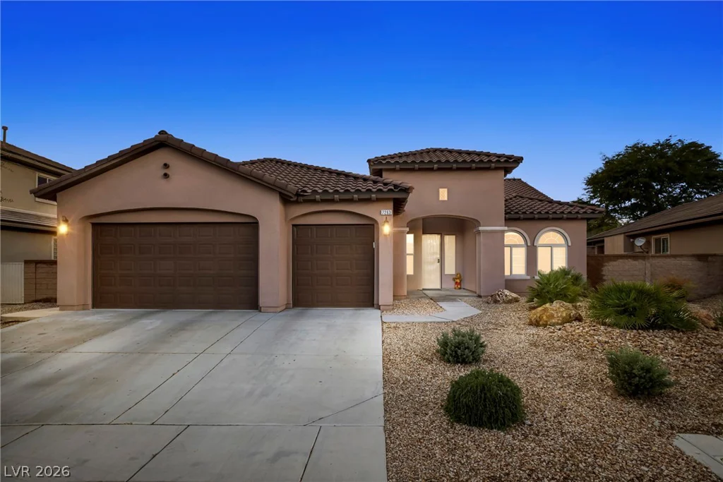 7263 Pinfeather, North Las Vegas, NV 89084