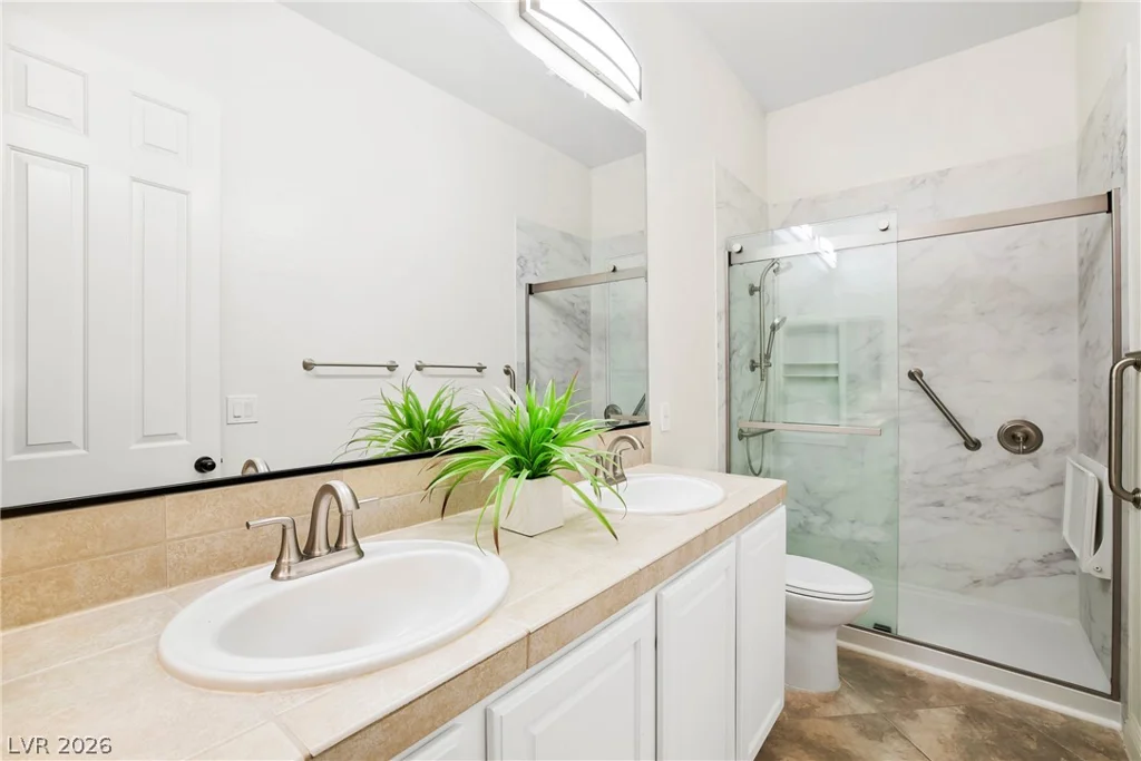 7263 Pinfeather, North Las Vegas, NV 89084