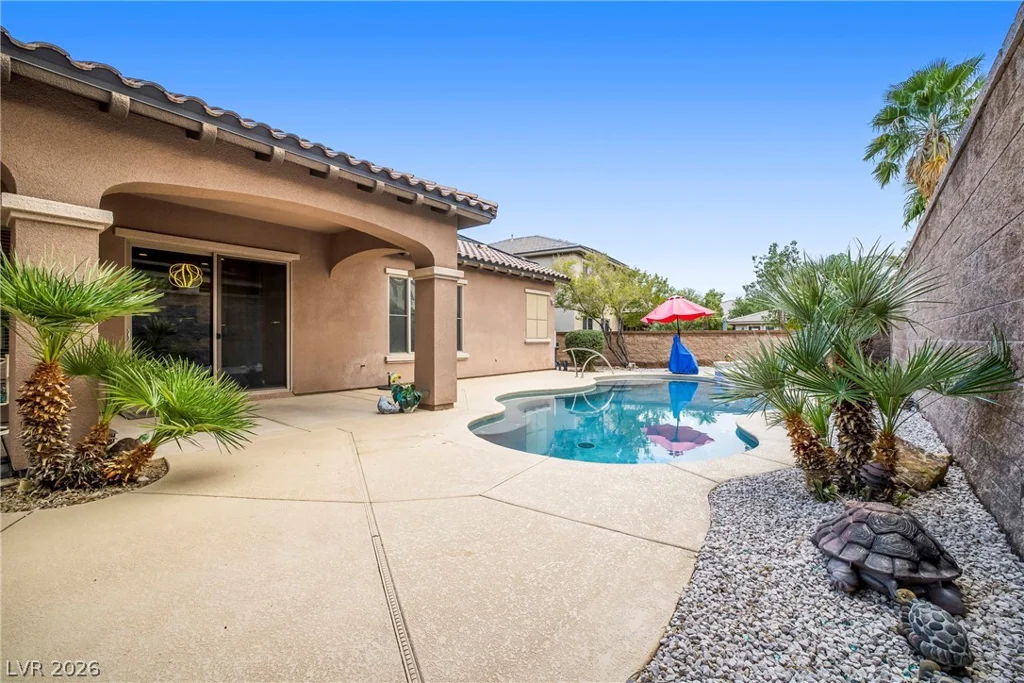 7263 Pinfeather, North Las Vegas, NV 89084