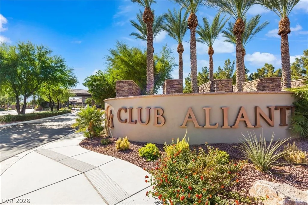 7263 Pinfeather, North Las Vegas, NV 89084