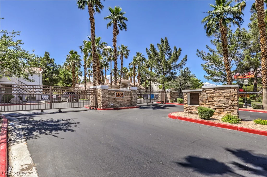1405 Nellis, Las Vegas, NV 89104