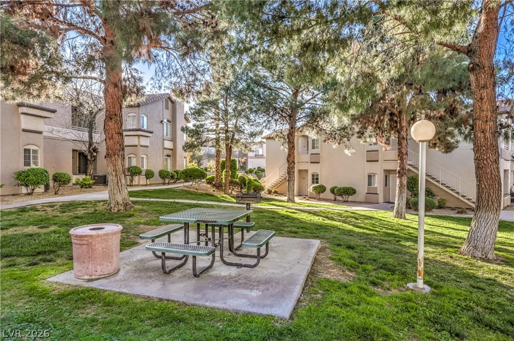 1405 Nellis, Las Vegas, NV 89104