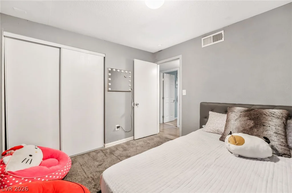 5133 Sun Valley, Las Vegas, NV 89122