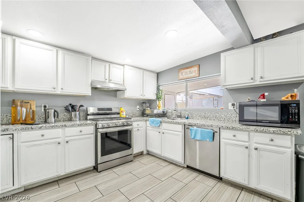 5133 Sun Valley, Las Vegas, NV 89122