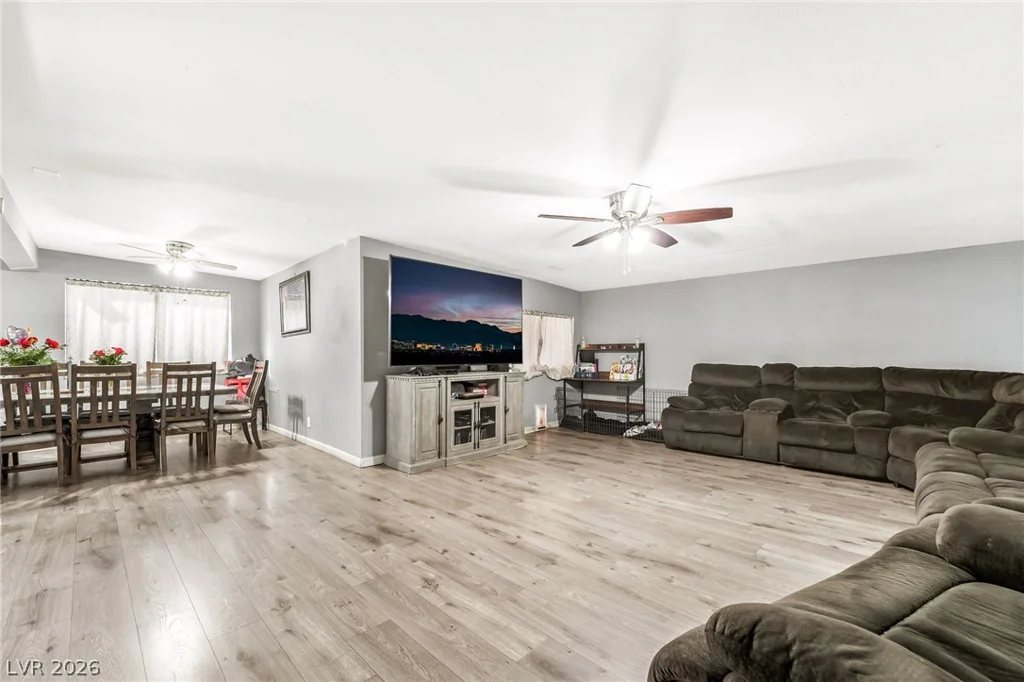 5133 Sun Valley, Las Vegas, NV 89122