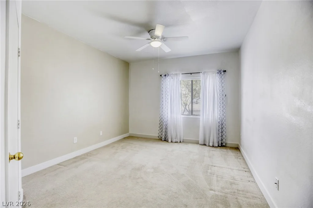 5751 Hacienda, Las Vegas, NV 89122