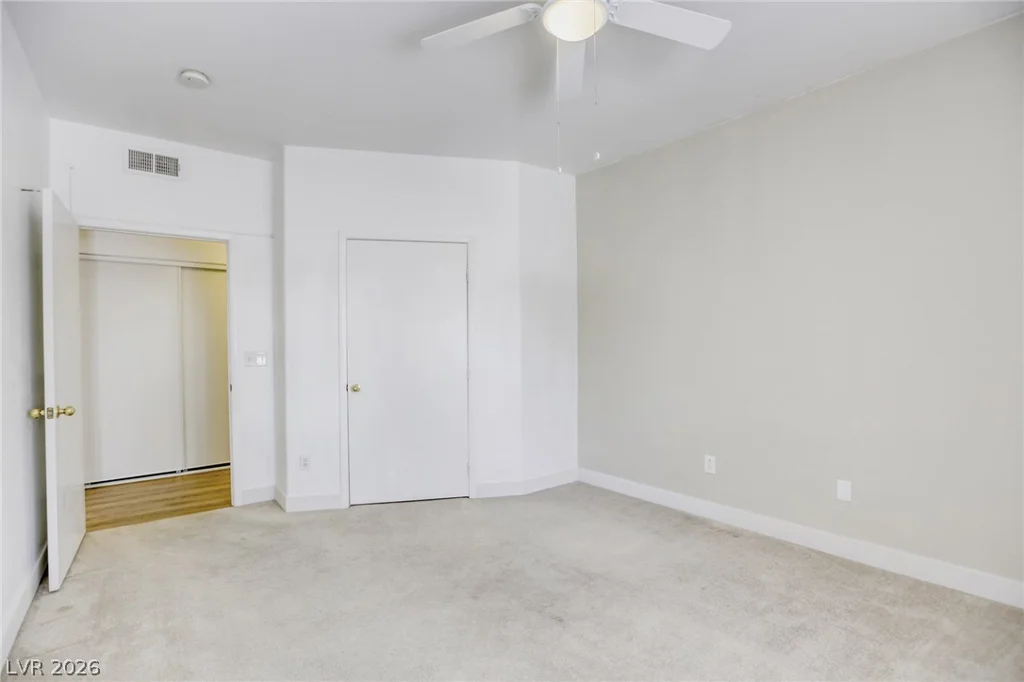 5751 Hacienda, Las Vegas, NV 89122