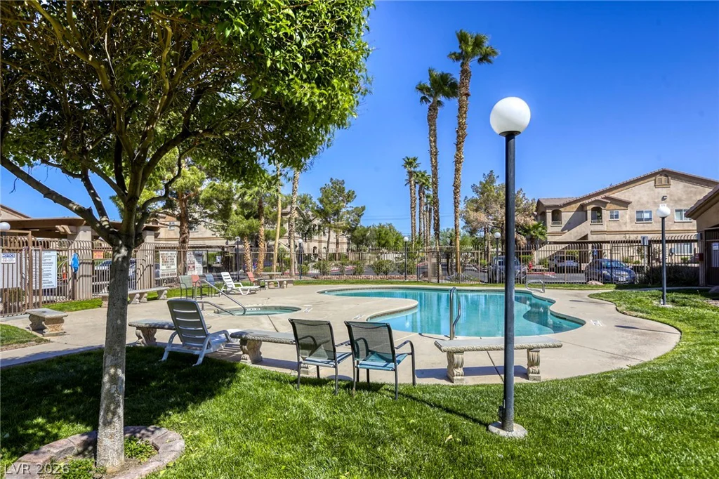 5751 Hacienda, Las Vegas, NV 89122
