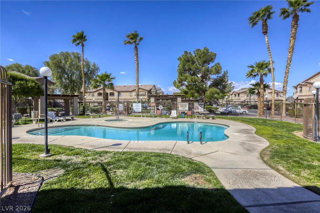 5751 Hacienda, Las Vegas, NV 89122