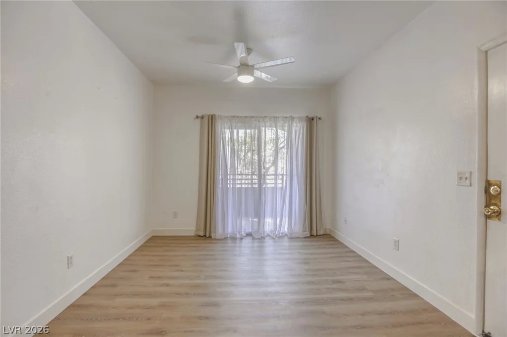 5751 Hacienda, Las Vegas, NV 89122