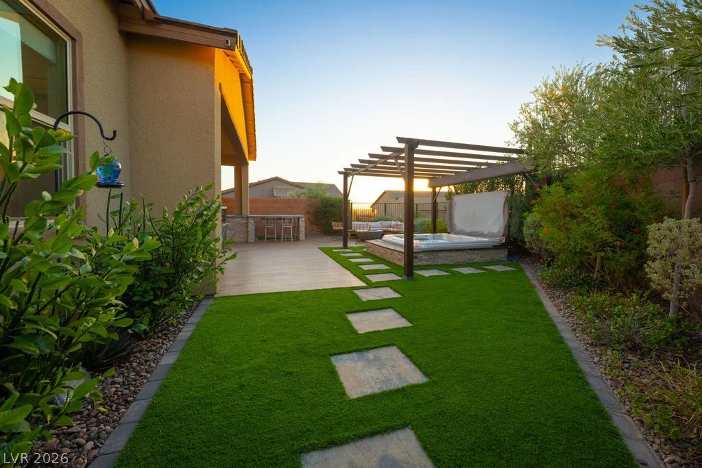 68 Alta Cascata, Henderson, NV 89011