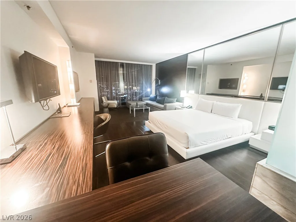 4381 Flamingo, Las Vegas, NV 89103