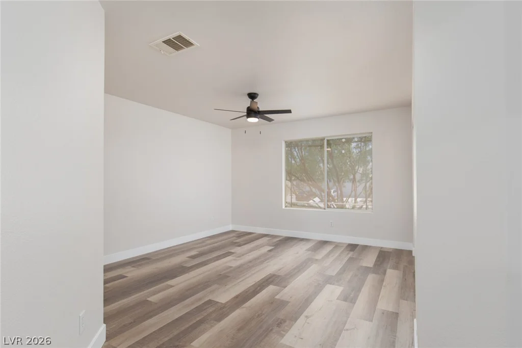 327 Perry Ellis, Henderson, NV 89014
