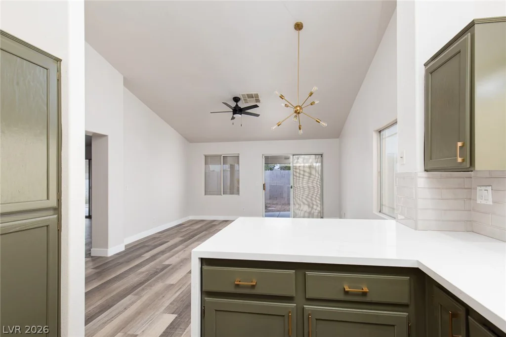 327 Perry Ellis, Henderson, NV 89014