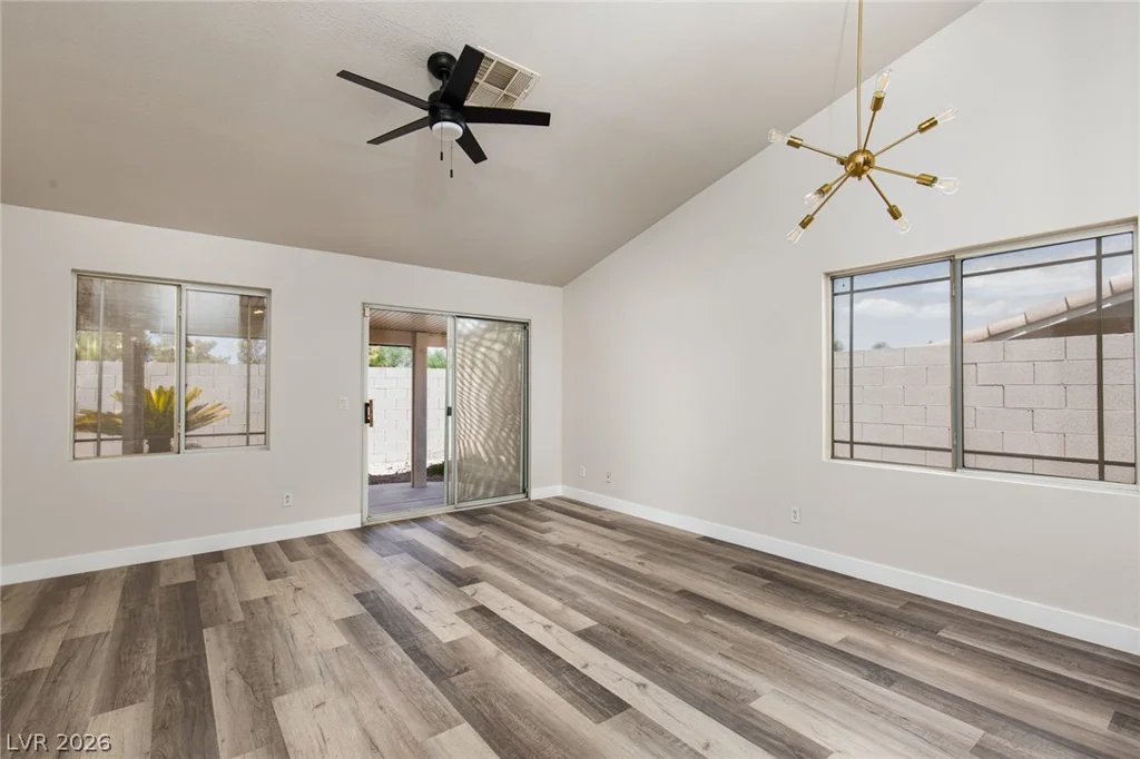 327 Perry Ellis, Henderson, NV 89014