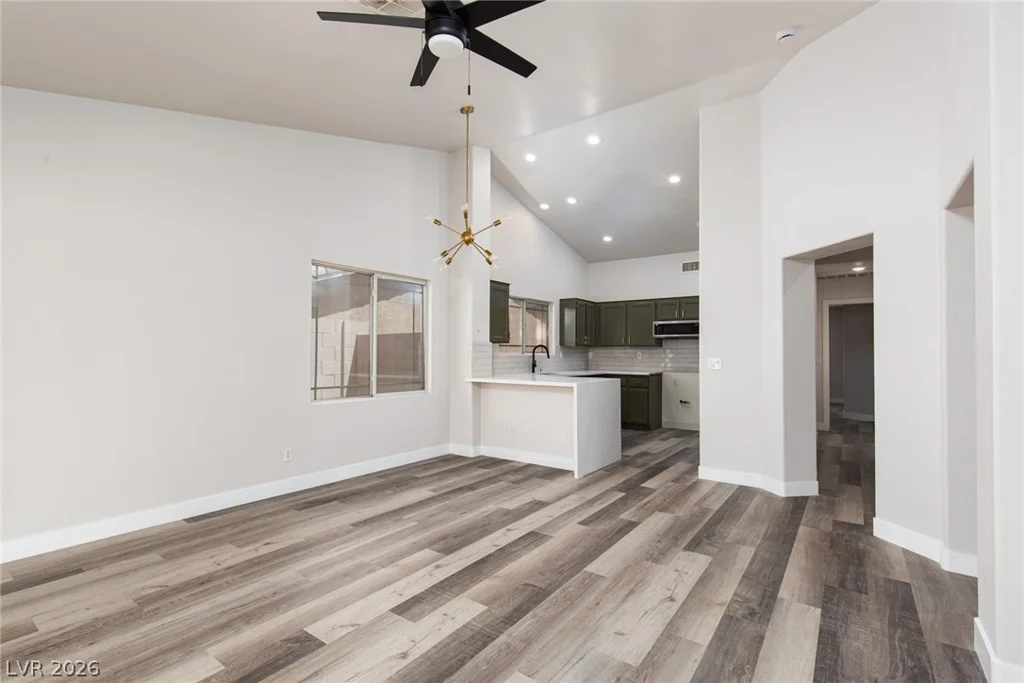 327 Perry Ellis, Henderson, NV 89014