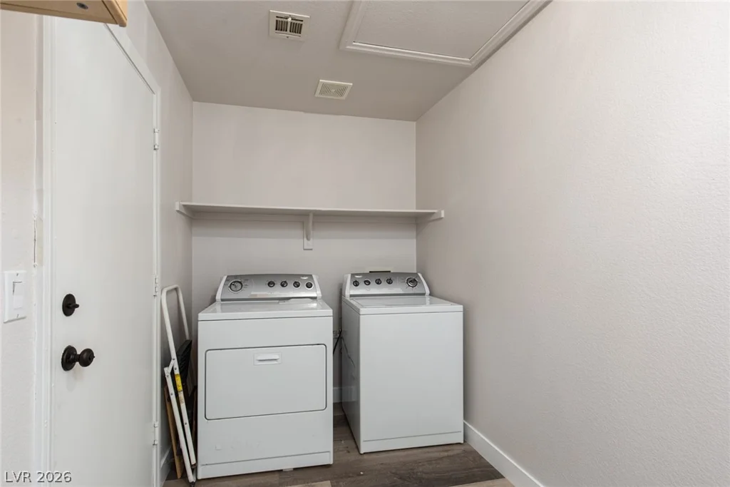 327 Perry Ellis, Henderson, NV 89014