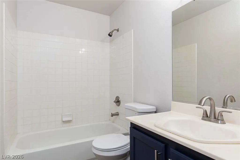 327 Perry Ellis, Henderson, NV 89014