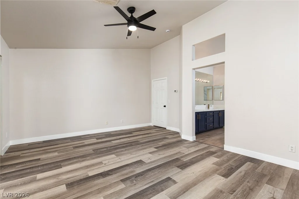 327 Perry Ellis, Henderson, NV 89014