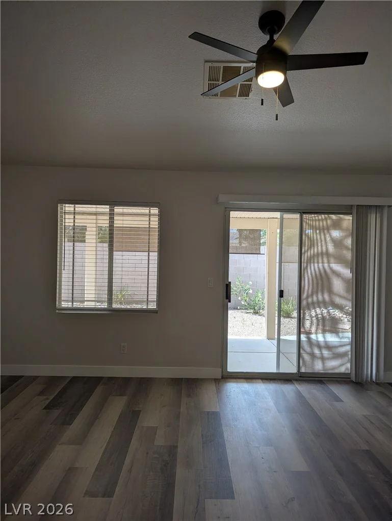327 Perry Ellis, Henderson, NV 89014
