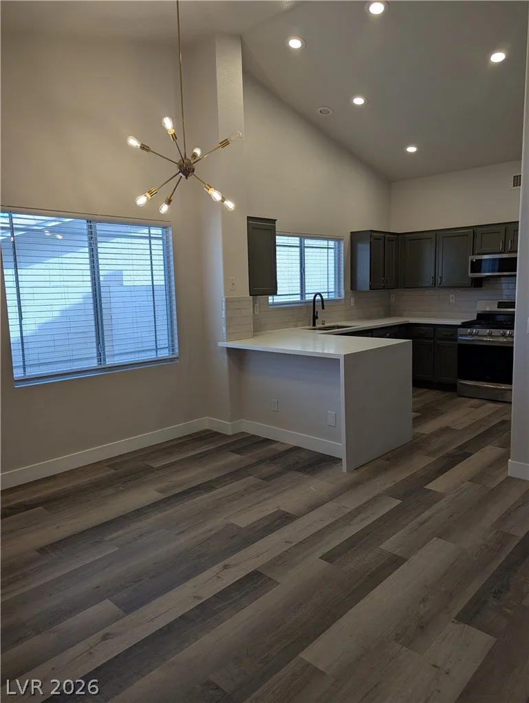327 Perry Ellis, Henderson, NV 89014